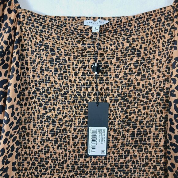 Gianni Bini, NWT Leopard Print Top, Size Large, Smocked Bodice & Sleeve Cuffs - Picture 8 of 16